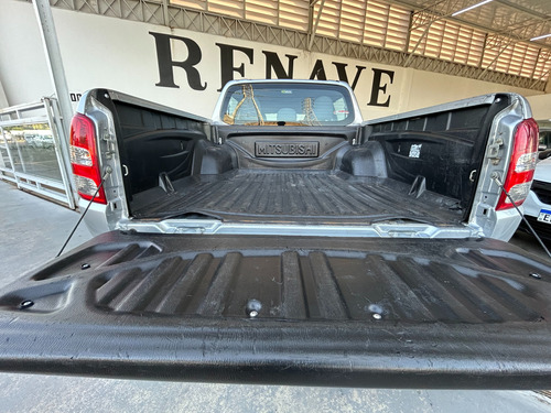 Mitsubishi L200 2.4 Triton Gl Cab. Dupla 4x4 4p