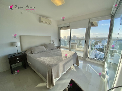 Imagen 8 de 24 de Venta De Apartamento De 2 Dormitorios En Brava En Edificio Icon Brava Punta Del Este