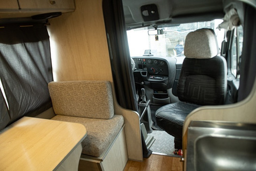Imagen 20 de 25 de Motorhome Super Equipado - Iveco Daily 50c16 2014