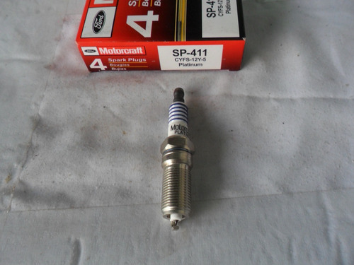 Imagen 3 de 3 de Bujias Ford Fiesta Power Max Move Punta Platino Motorcraft