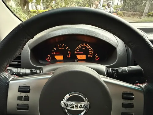 Nissan Navara 2.5 High Lujo