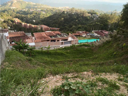 En Venta Terreno 1756m2 La Lagunita 4218