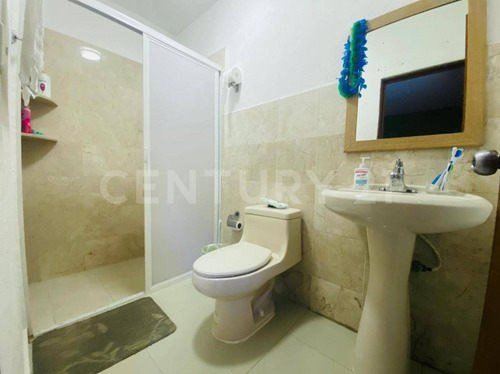 Imagen 12 de 21 de Amplia Casa Remodelada En Bahia Azul Con Alberca Grande C3159