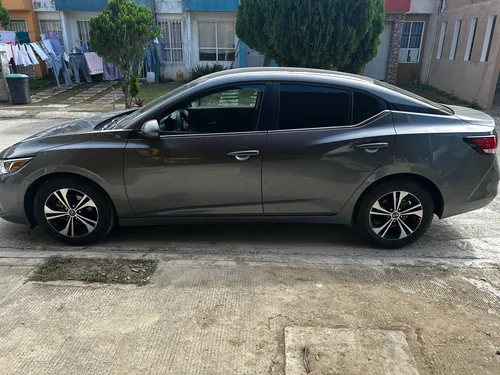 Nissan Sentra 2.0 Advance Cvt
