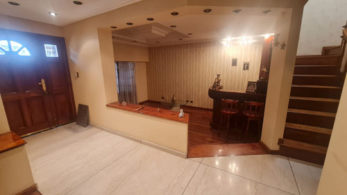 Alquiler De Casa 5 Ambientes En San Justo,