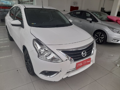 Imagem 1 de 8 de Nissan Versa 1.6 16v Flex S 4p Manual