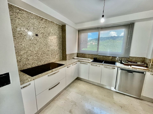 Imagen 11 de 28 de Vendo Excelente Apartamento 210 M2 4h/4b/3p Lomas Del Sol