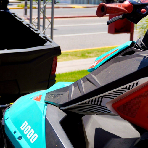 Imagen 6 de 15 de Sea Doo Spark Trixx 2017 Excelente Estado 115 Hp 180 Horas