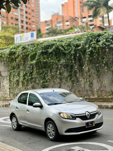 Renault Logan 1.6 Expression / Life +