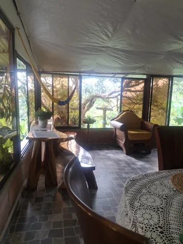 Pequeña Finca Bien Ubicada