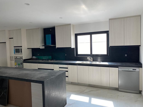 Casa Residencial En Venta En Lomas De Cocoyoc