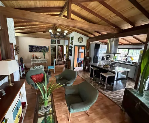 La Gran Vía Finca De Recreo Cerca A La Mesa