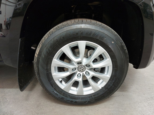 Imagen 21 de 25 de Volkswagen Amarok Comfortline 4x2 At