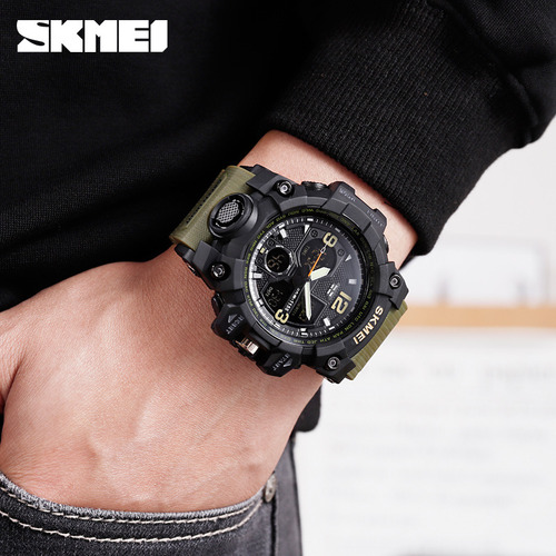 . Gold - Reloj Deportivo Impermeable Skmei De Doble