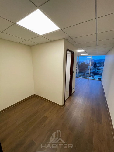 Oficina En Arriendo En Edificio K Business Center Temuco