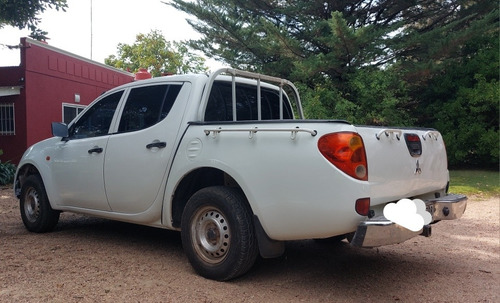 Imagen 4 de 18 de Mitsubishi L200 2.5 4d56 Liso A/c
