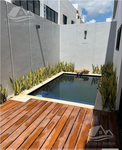 Casa Nueva En Venta En Cancún Rio