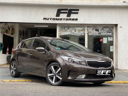 Kia Cerato EX 2.0 AT