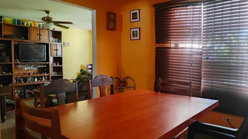 Imagen 9 de 23 de Casa En Venta Urb. Villa Heroica