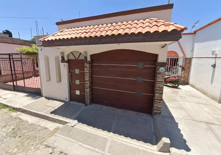 Casa En Venta De Recuperación Bancaria En Tepic Nayarit. Fm17