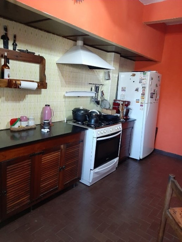 Imagen 8 de 14 de Permuta - Casa Ph De 4 Ambientes En Venta - Villa Luzuriaga