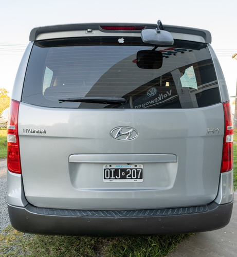 Imagen 10 de 12 de Hyundai H1 2.5 Premium 1 170cv At