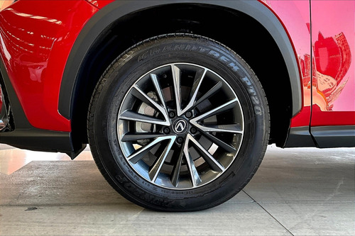 Lexus NX 5p 250 L4/2.5 Aut