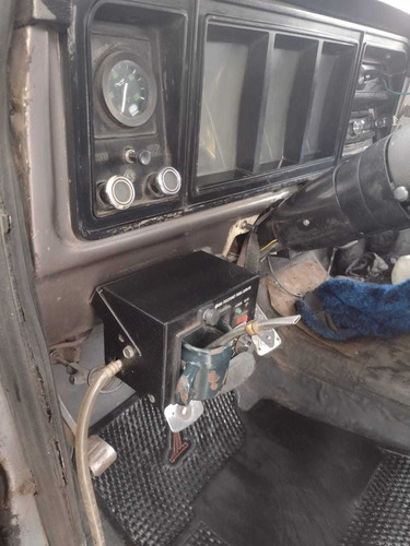Ford F-100 3.6 Nafta