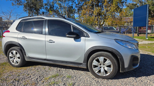 Peugeot 2008 1.6 Allure am20