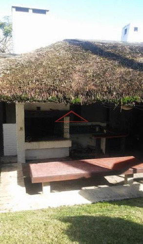 Casa En Mansa, 3 Dormitorios *- Ref: 4088