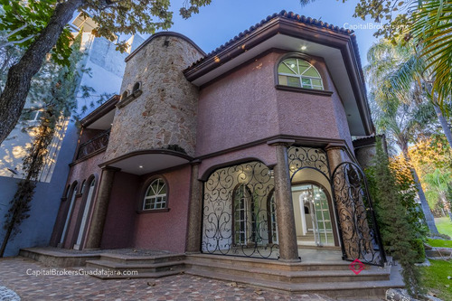 Casa En Venta O Renta En Bugambilias Zona Sur Lujo