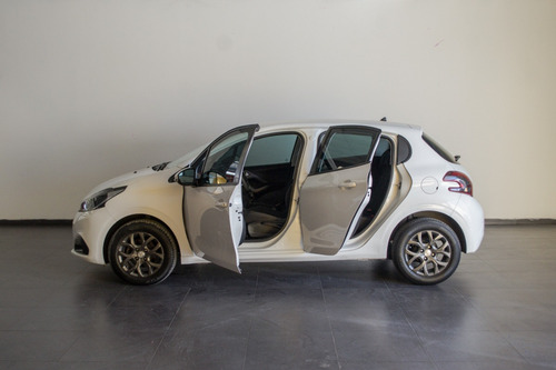Peugeot 208 1.5 Active