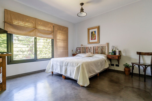 Venta Casa 5 Ambientes Patio Villa Del Parque
