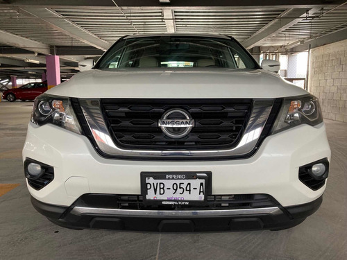 Imagen 4 de 15 de Nissan Pathfinder 2017 3.5 Exclusive 4x4 Cvt