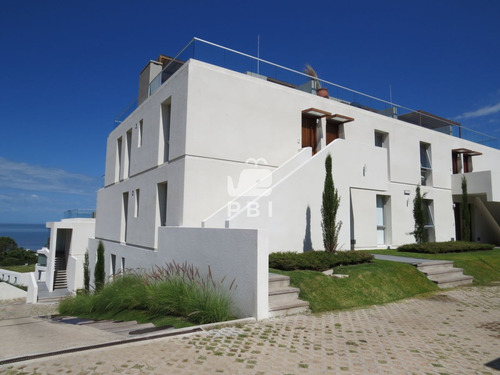 Apartamento 3 Dormitorios En Punta Ballena, Punta Ballena - Rinconada Del Mar - Ref : Pbi1909