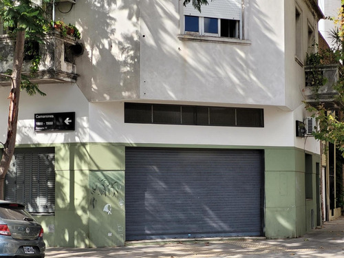 Imagen 3 de 14 de Local En Esquina, Amplio, Diversidad De Actividades