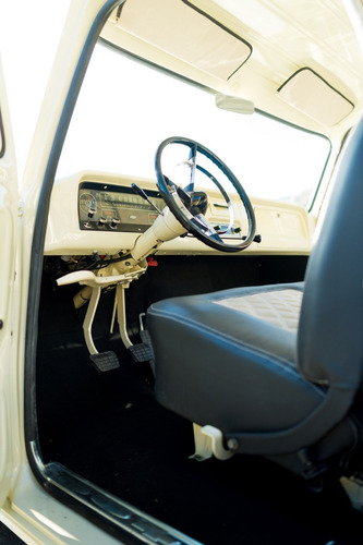 Imagen 15 de 25 de Chevrolet C-10