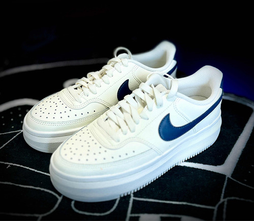 Nike Court Vision Alta