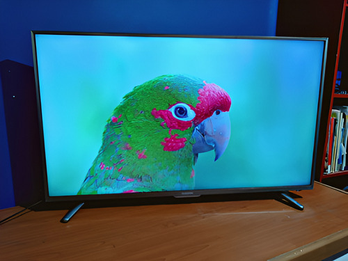 Smart Tv Panavox 40 Pulgadas Ultra Hd Negra (Usado)
