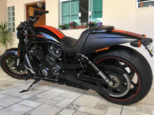 Imagem 2 de 9 de Harley Davidson V Rod