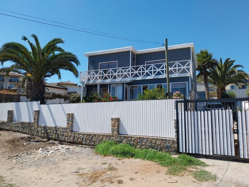 Casa Con Cabañas, Ideal Para Vivir O Invertir. El Quisco