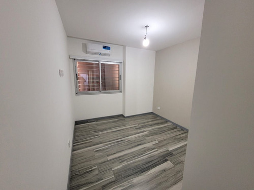 Imagen 6 de 11 de Ph En Venta En Liniers Residencial
