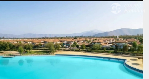 Excelente Casa Aislada En Arriendo De 5d,4b En Padre Hurtado