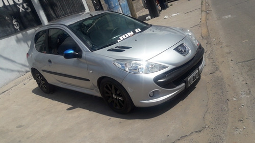 Peugeot 207 1.4 Active 75cv 2011