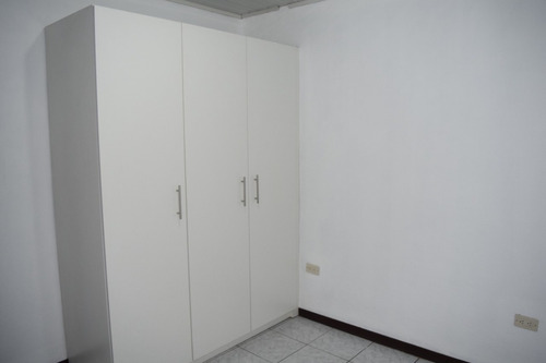 Imagen 13 de 20 de Apartamento Tipo Casita En Residencial Santa Isabel, San Pablo De Heredia. A 500 Mts Gimnasio Power Fit, Cerca De Supermercados, Trasporte Publico Y Comercio General