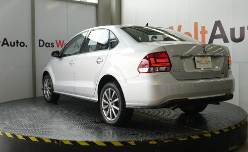 Imagen 5 de 15 de Volkswagen Vento Comfortline Plus L4 1.6l Abs Ba Ac Tm 2020