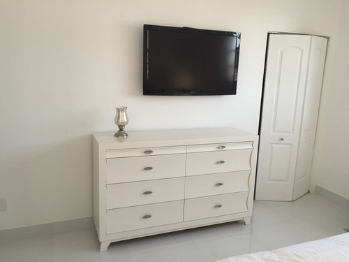 Excelente Apartamento Frente Al Mar Sunny Isles