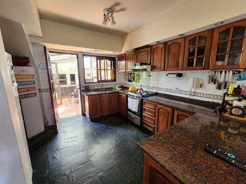Hermosa Casa 4 Ambs Con Patio Y Parrilla En Villa Del Parque