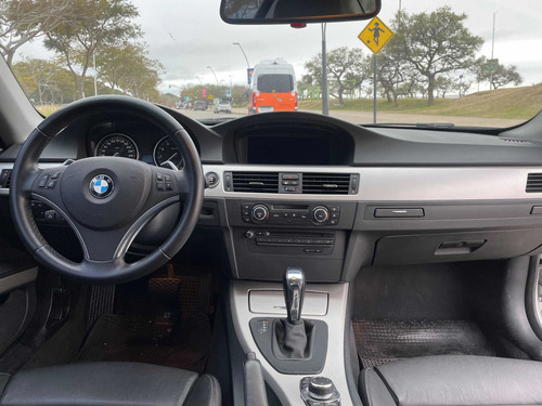 Imagen 11 de 16 de Bmw Serie 3 2010 2.5 320i Coupe Executive