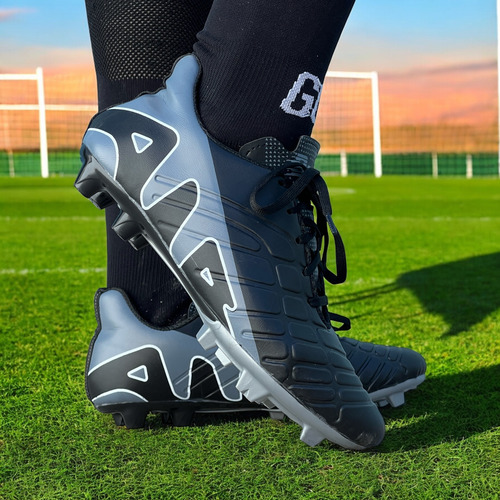 Botines Fútbol 11 Con Tapones Reforzados Livianos Basto
